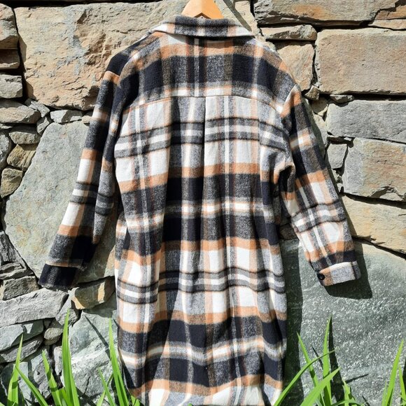 Flannel Tan, Black and White Shacket Shirt Jacket Long One Size made in Italy - Picture 2 of 5